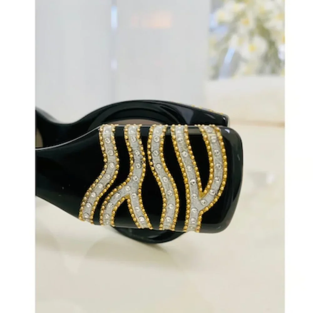 Balenciaga Black sunglasses studded with gold hardware and crystals - Picture 2 of 11